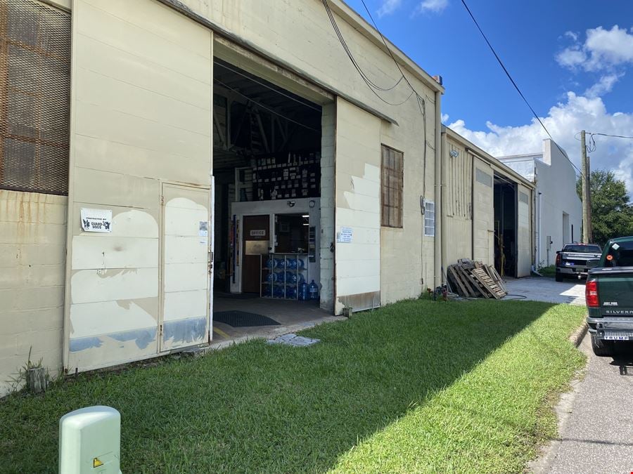 628 & 634 Dyal Street / 619 & 645 E 10th Street