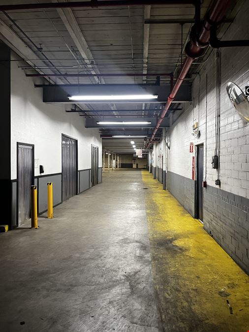 For Lease | 106,582 SF Warehouse/Manufacturing Space