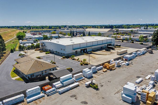 Preview of Industrial space for Rent at 1200 Putman Ave