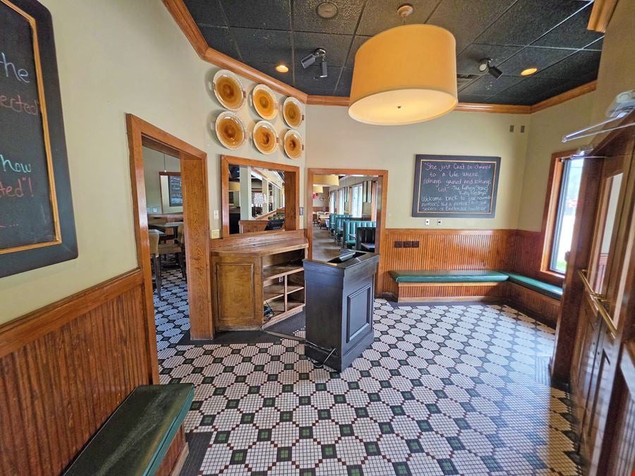 Freestanding Restaurant | Health Park Medical District