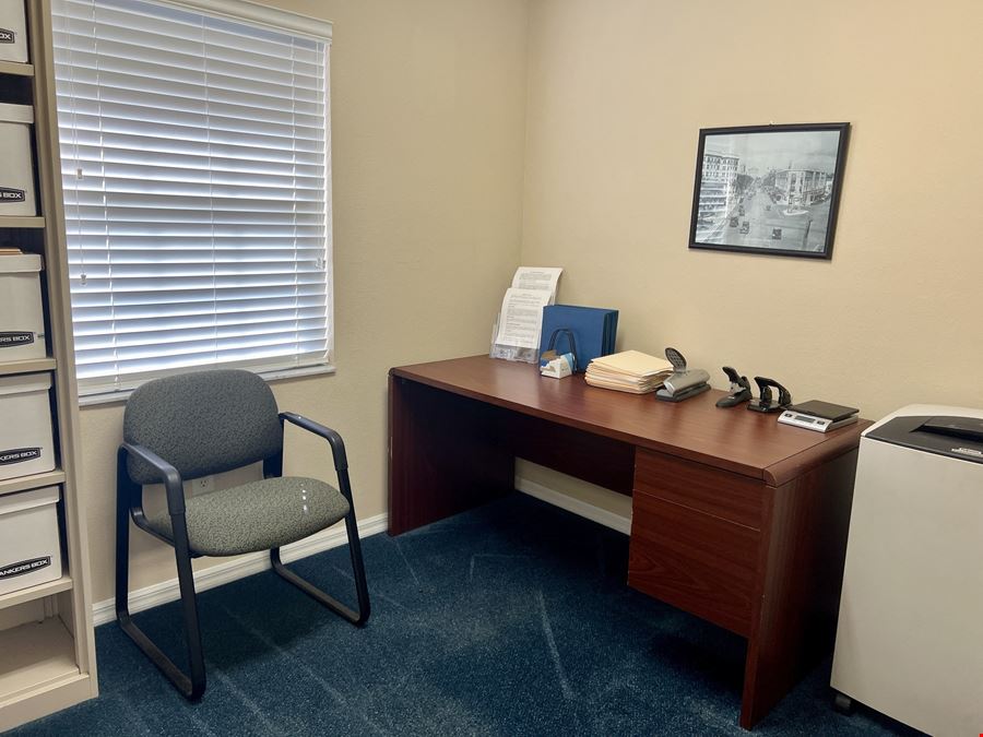 Free Standing Attorney’s Office / Zoned Medical in Oak Grove Professional Park