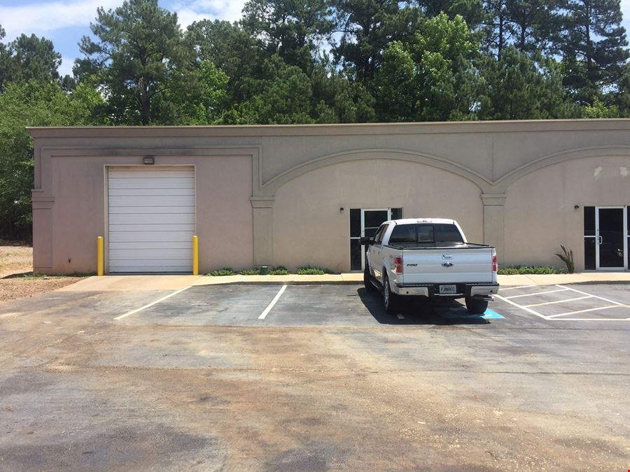 3,800 sq. ft. Office/Warehouse in Evans