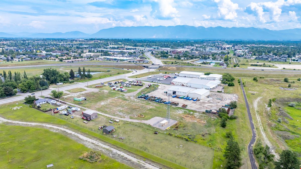 1430/1436/1440 U.S. Highway 2 West