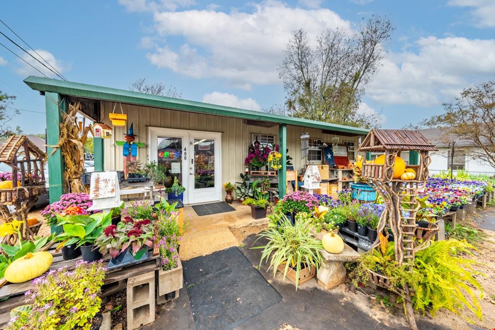 Plant & Produce Store for Sale in Lindale