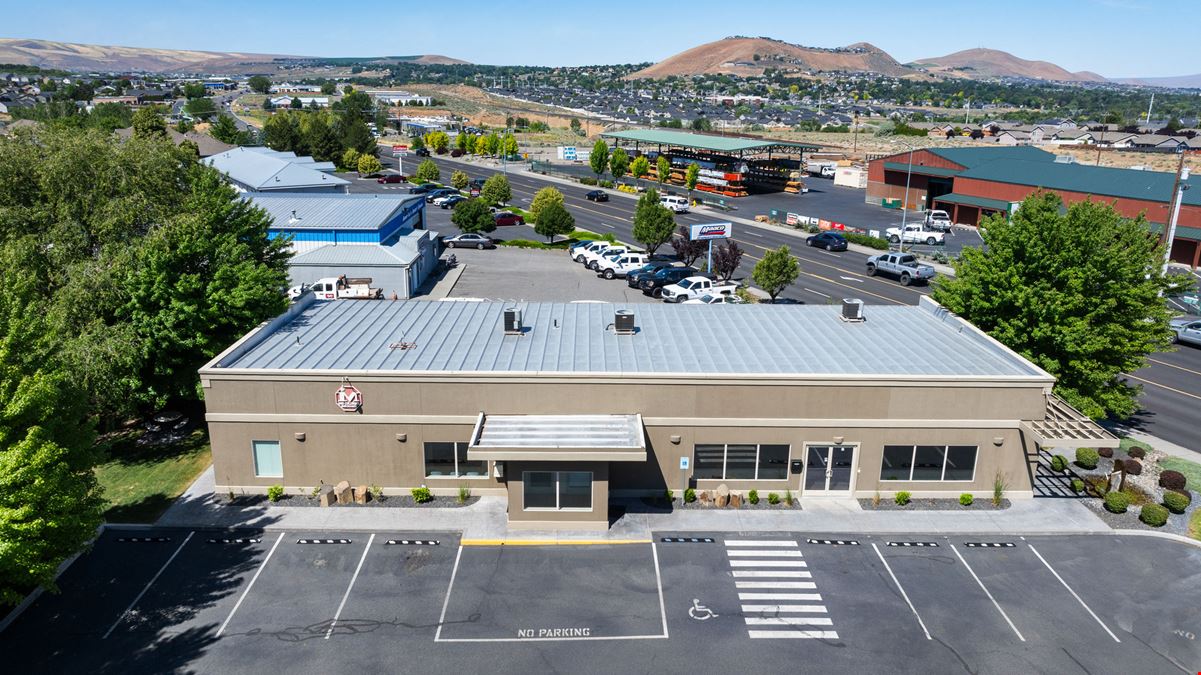8601 West Clearwater Avenue Suite B