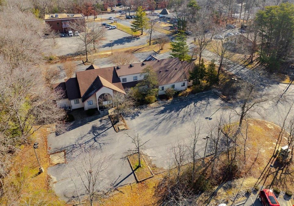 Well-Maintained Office Building in St. Charles Business Corridor