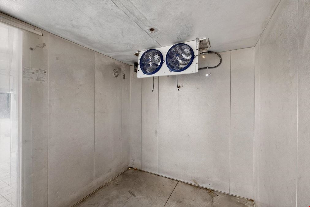 High Traffic Drive Thru Opportunity