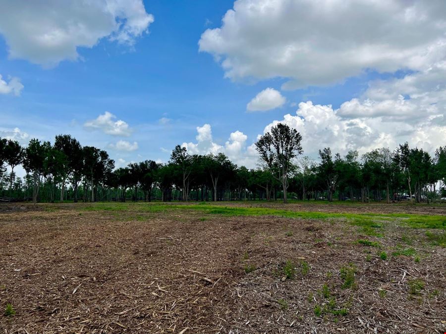 2010 Coteau Rd - Commercial/Industrial Tract near Hwy 182