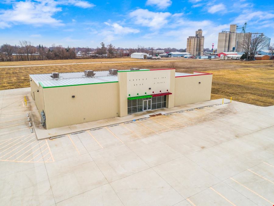 Freestanding Britt IA