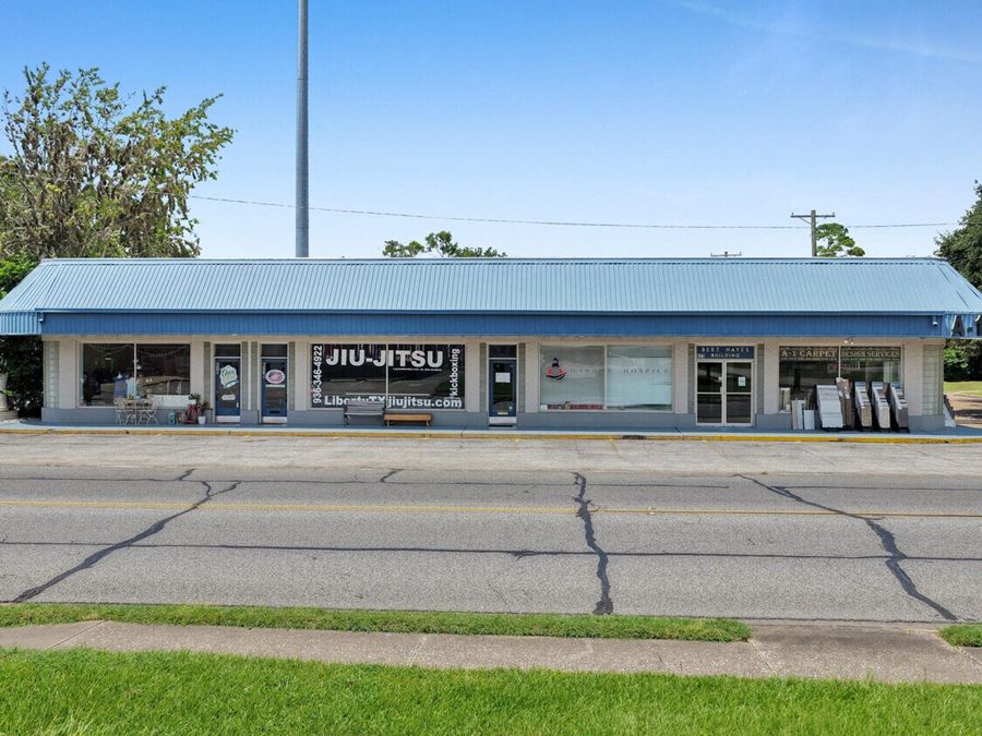 623 N Main St