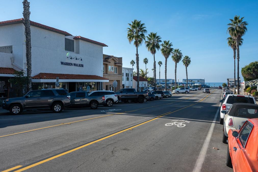 4741Point Loma 