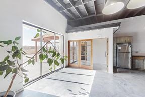 CLASS A LOS RANCHOS OFFICE/RETAIL SPACE
