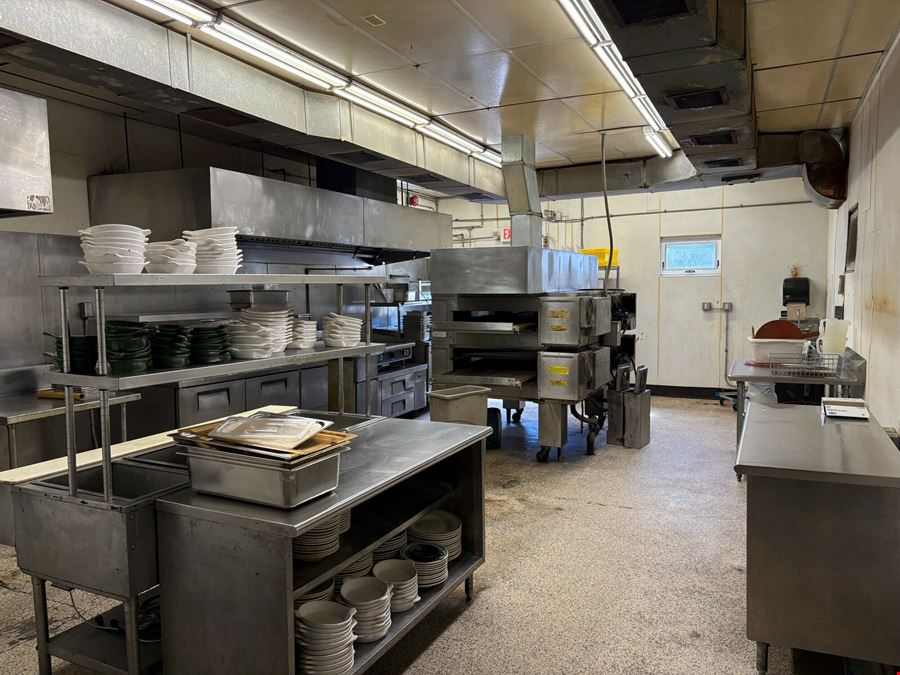 Former Parasson's Italian Restaurant