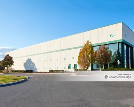 Preview of commercial space at 1 Capital Drive