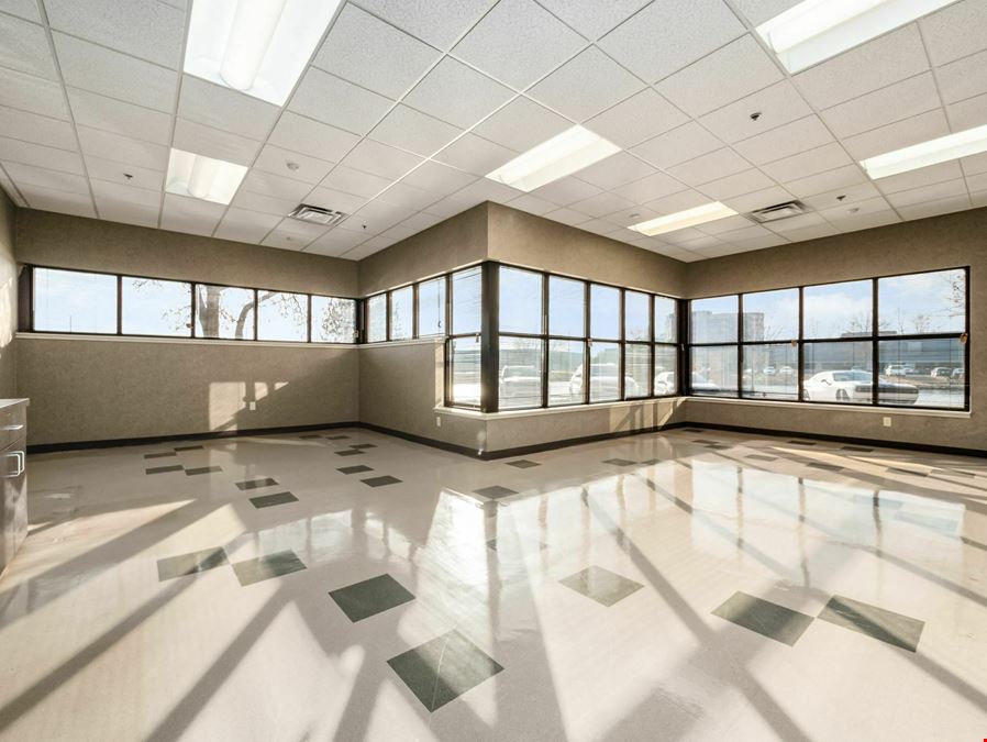 600 Lakeview Plaza Blvd Worthington, OH 43085