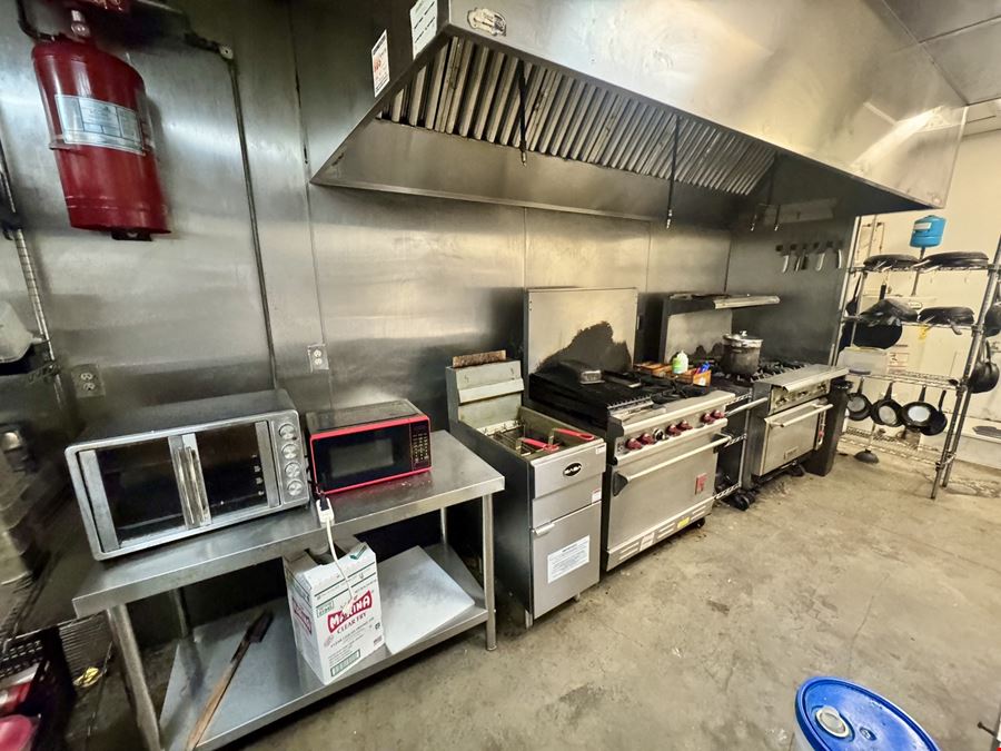 Port Orange Equipped Restaurant - 2,592 SF