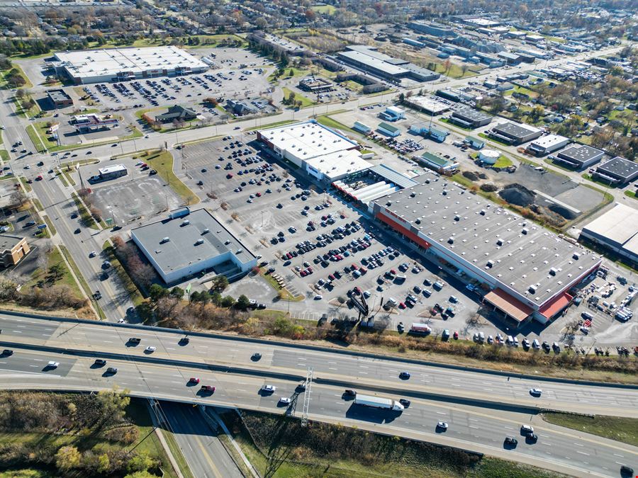 13 & Little Mack Shopping Center