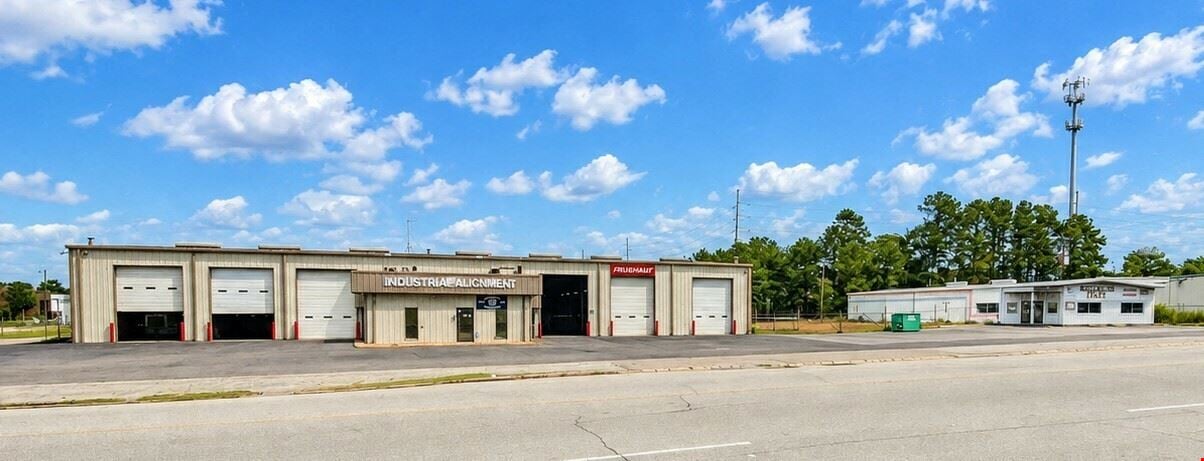 Industrial Service & Distribution Facility
