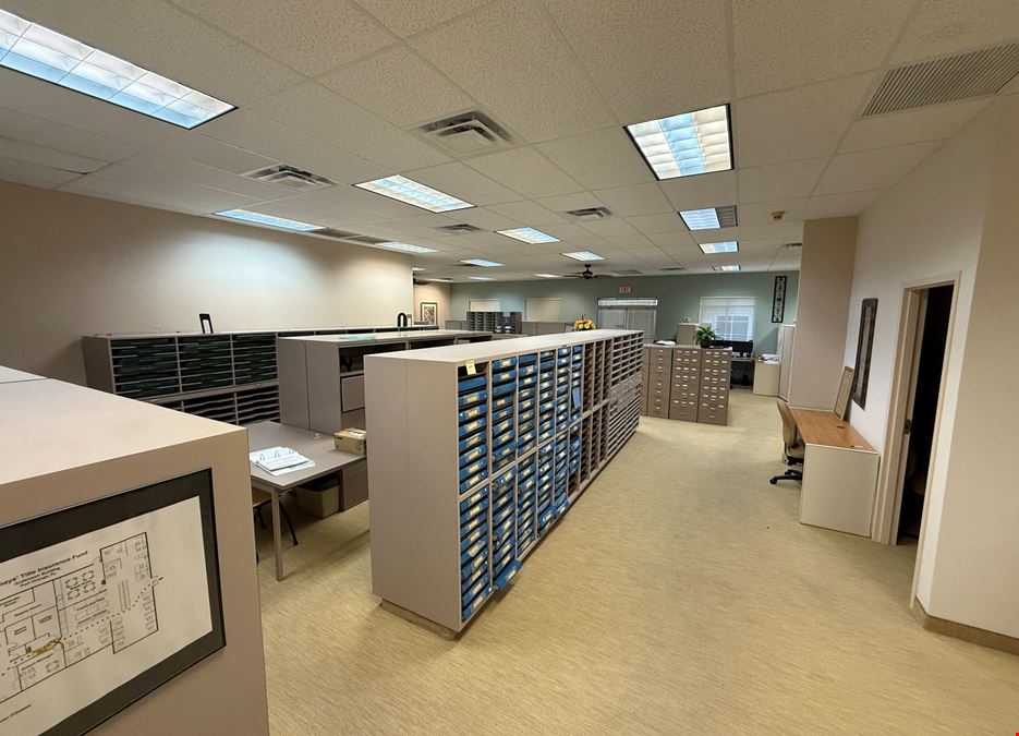 Gulfstream Village Office Condo For Lease