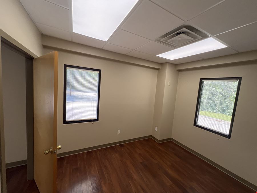 Office Warehouse For Lease (524 Mineral Trace Dr)