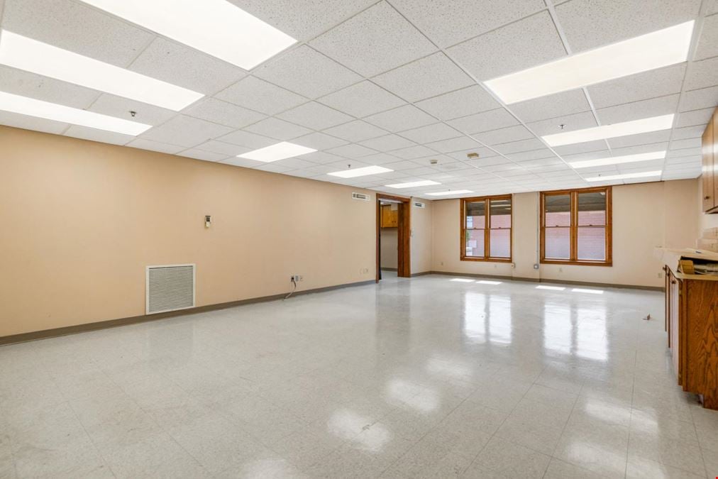 414 Mt Rushmore Rd (Annex)