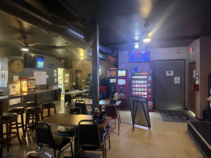 7510 N Main St