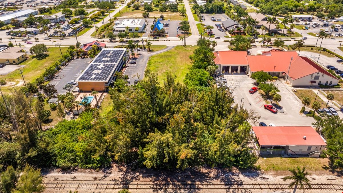 1500 South Tamiami Trail