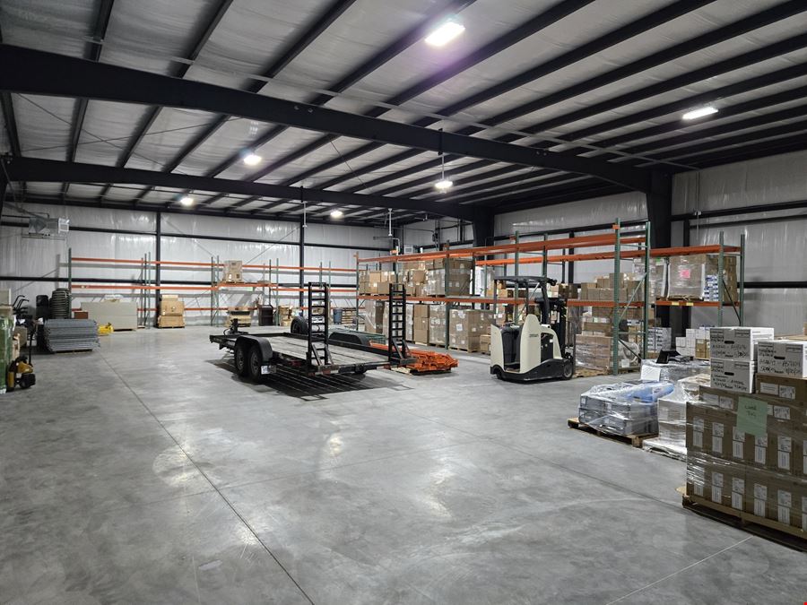 6024 Highview Dr - 8,400 Industrial Bldg