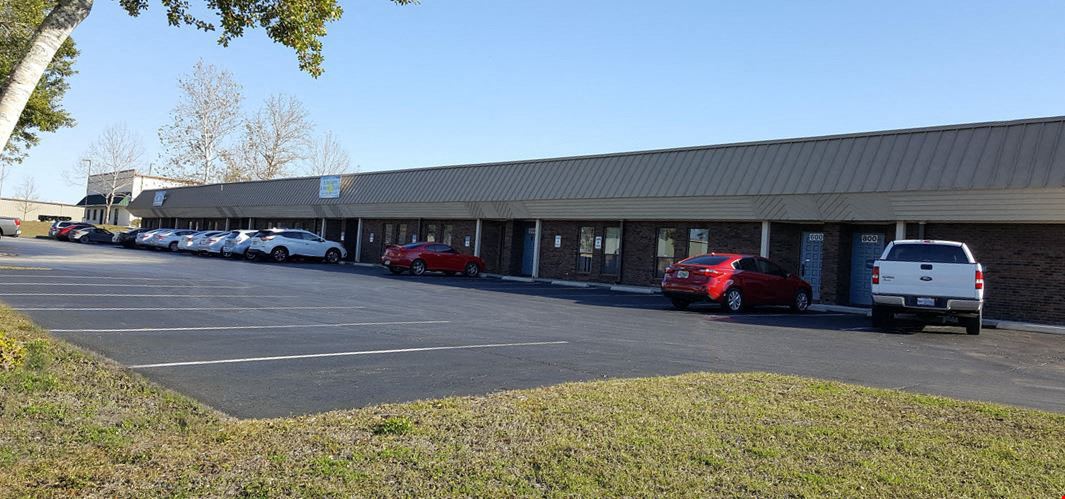 Aircom Office Industrial Building