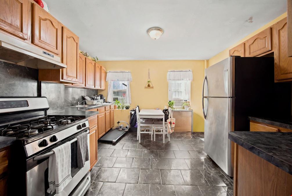 243 Woodbine St
