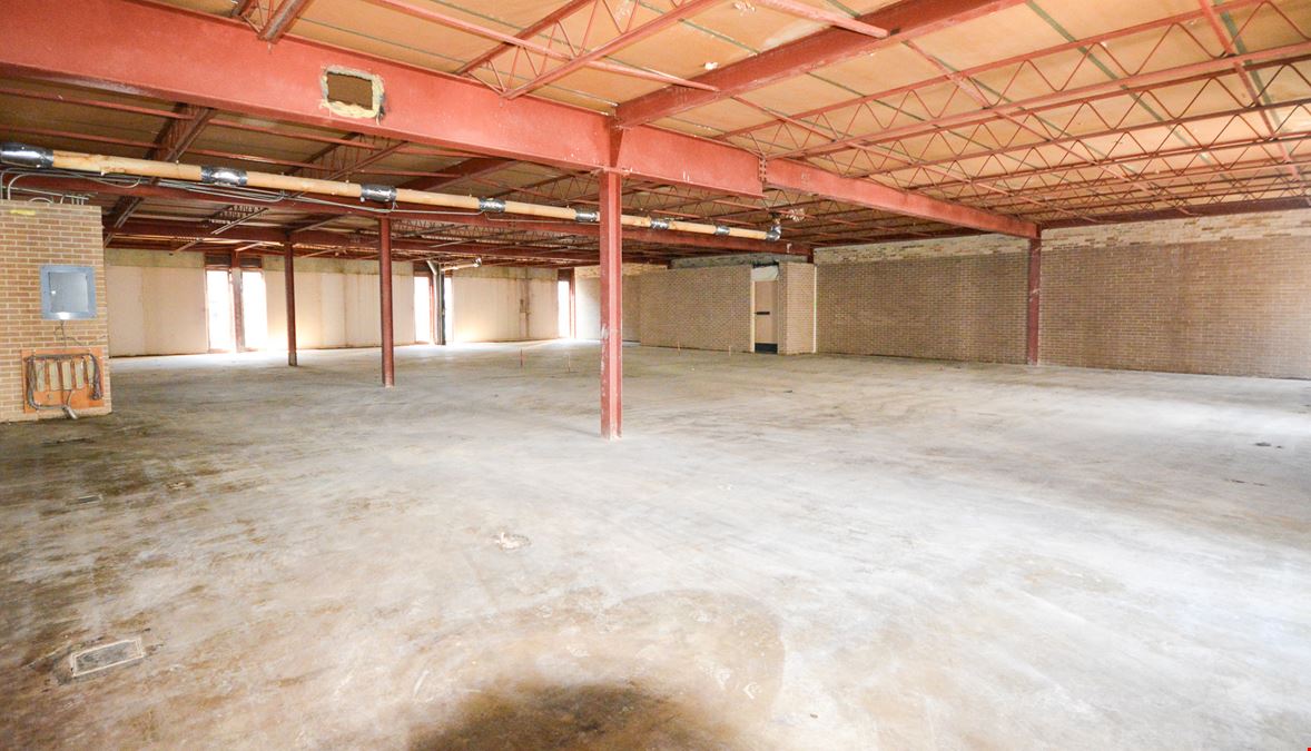 Downtown Office/Retail/Restaurant Location for Lease