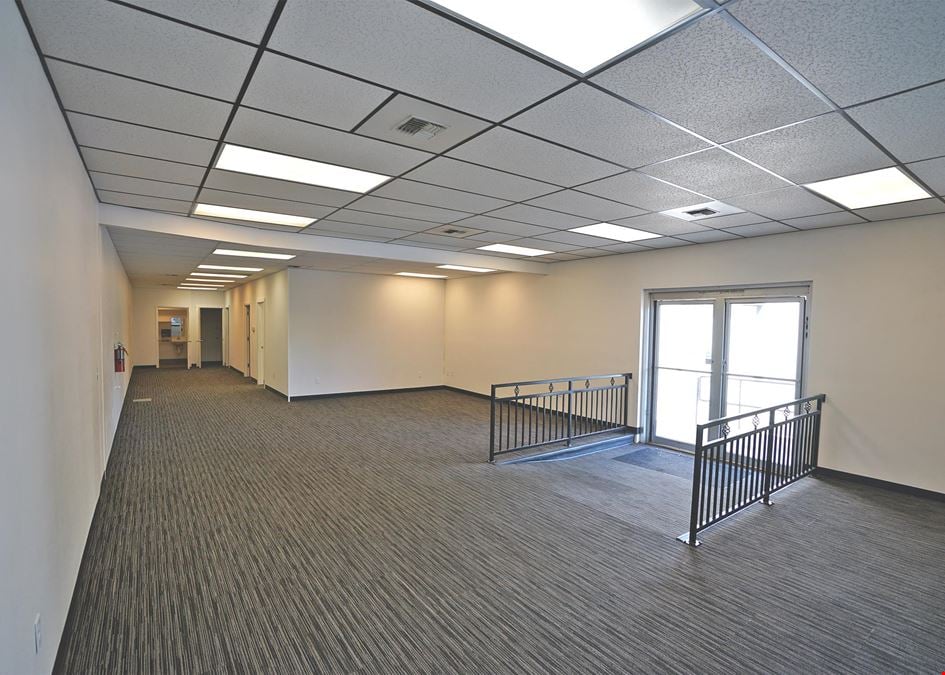 North Park Retail Plaza - FLEX SPACE