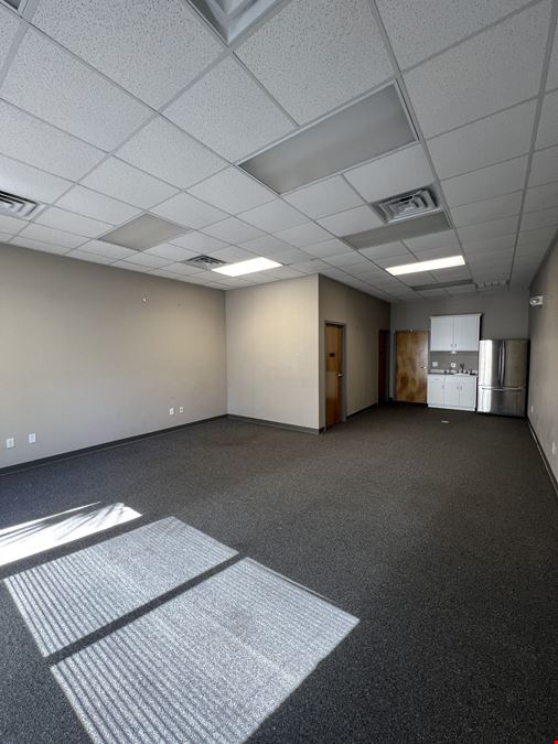 9481 Industrial Center Drive, Unit 5