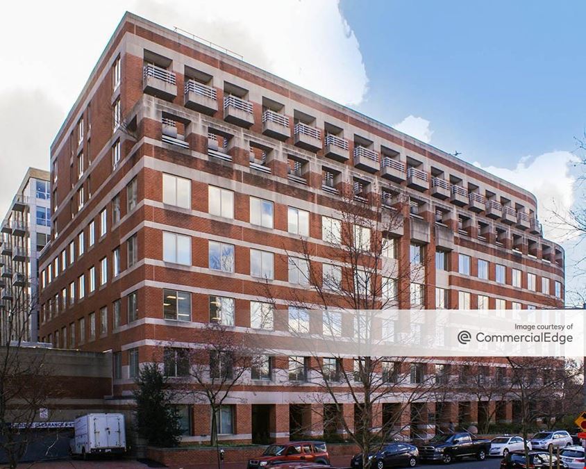 2450 N Street NW