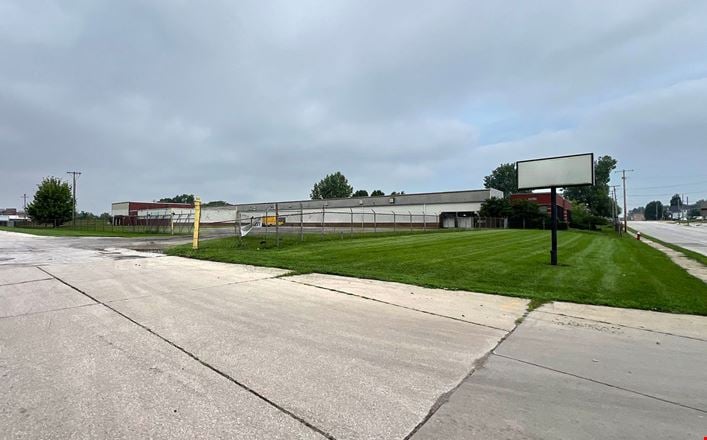 Preview of Industrial space for Rent at 3863 Lagrange Street