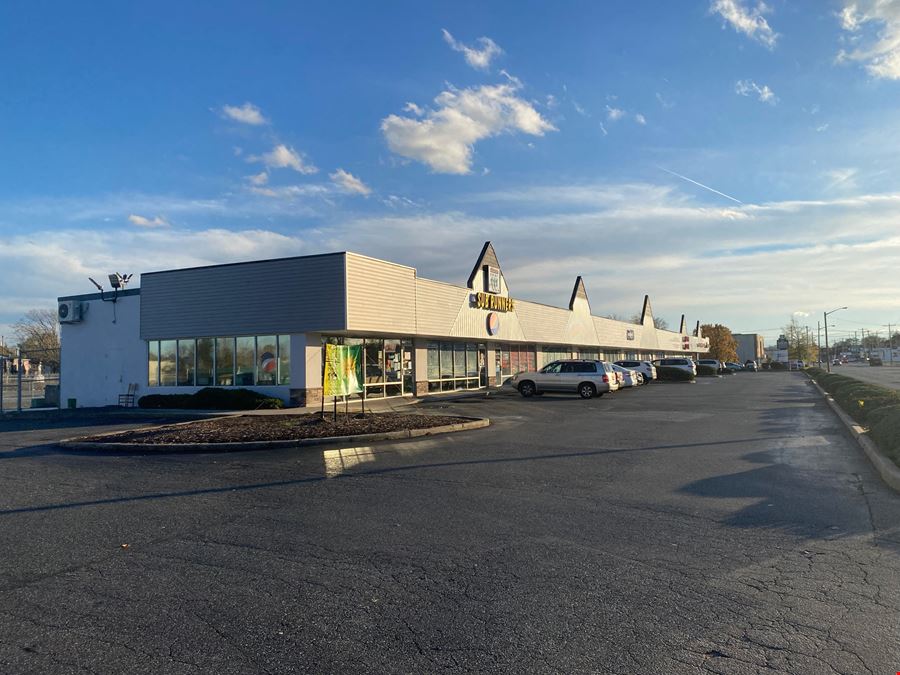 North Salisbury Plaza