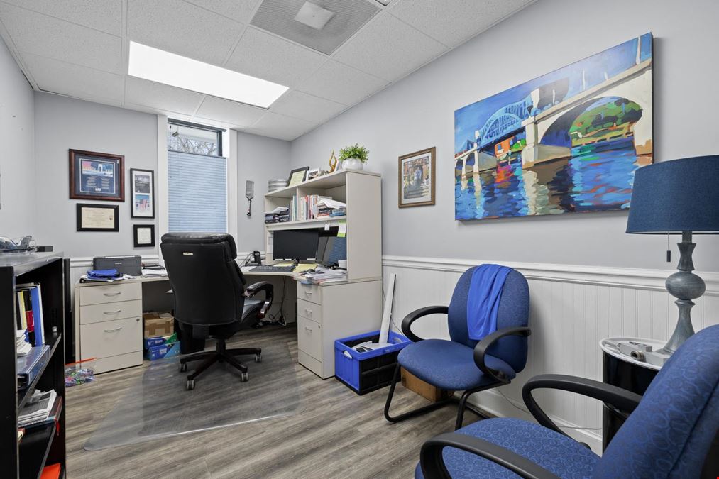 Office/Warehouse on Dodds Ave