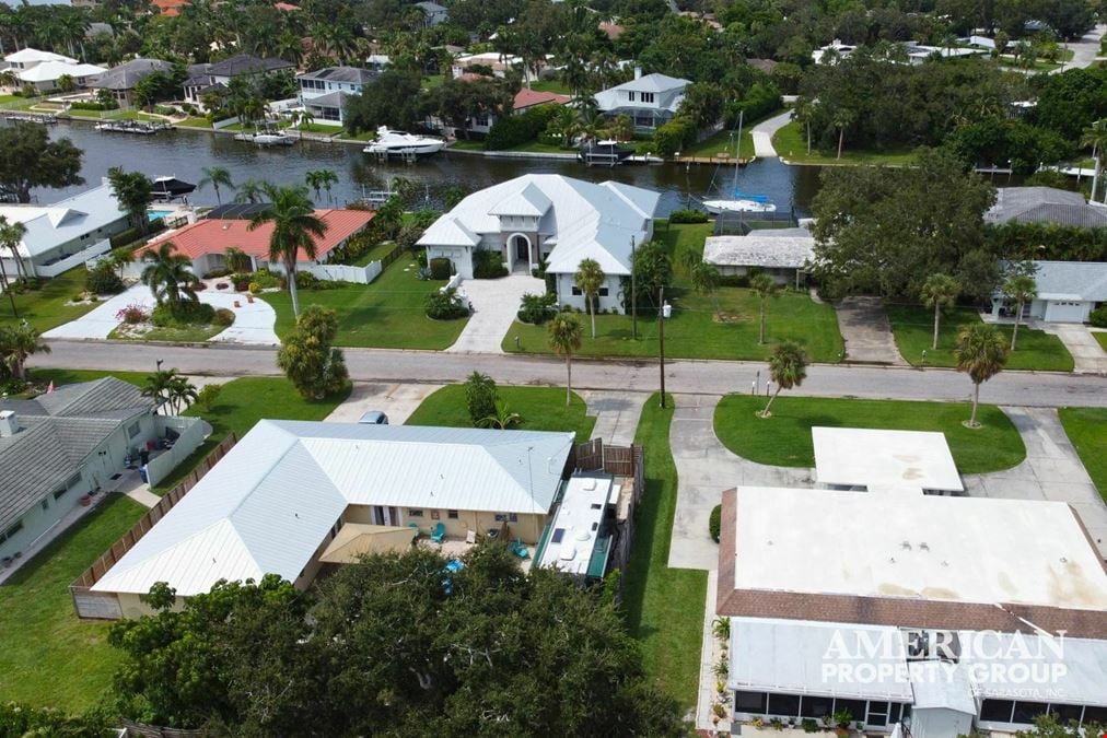 Sarasota Duplex near Siesta Key