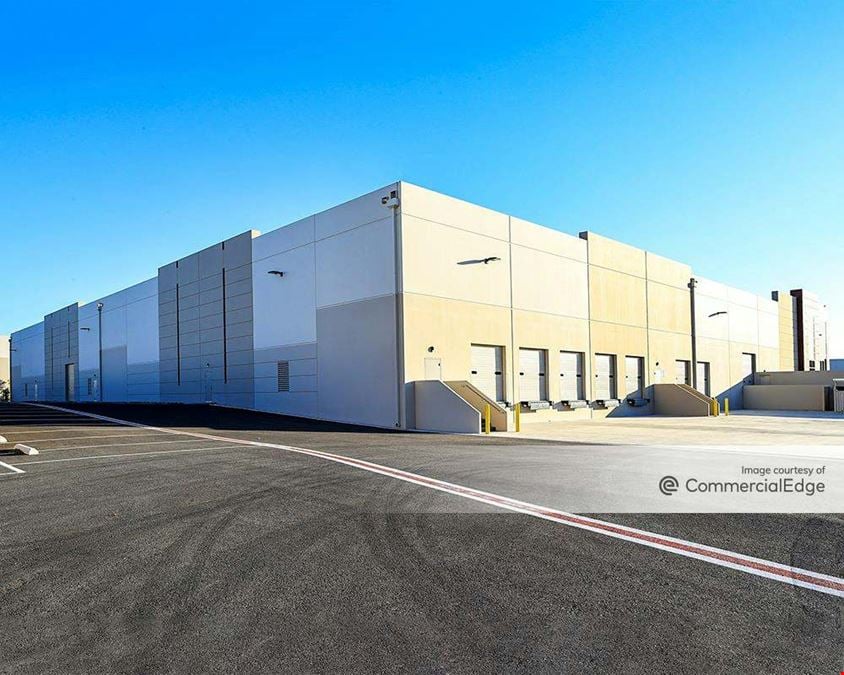 Majestic Freeway Business Center - Building 6