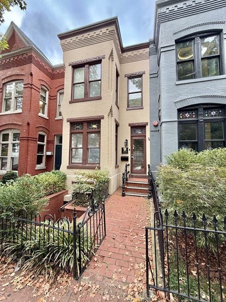 Preview of Office space for Rent at 509 2nd St NE