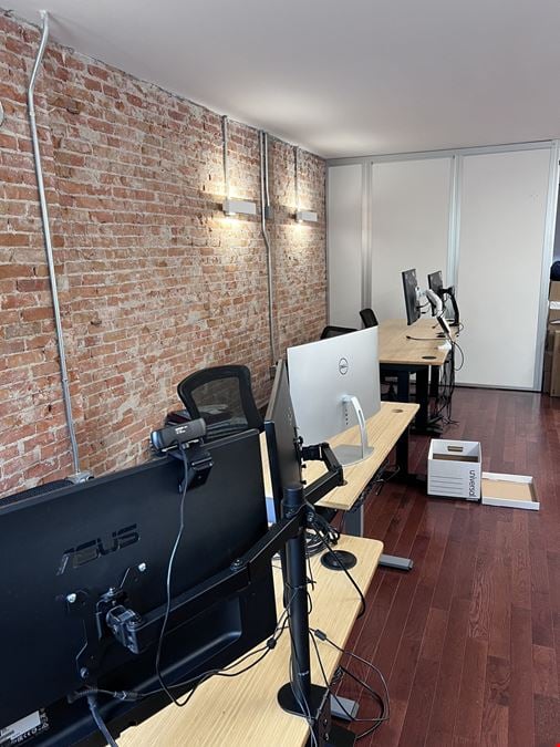 Stylish Downtown Ann Arbor Office for Lease