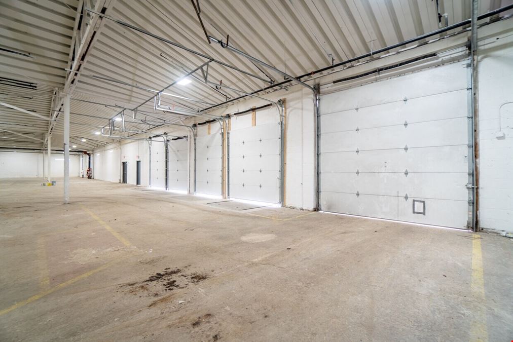 5400 N. Teutonia Ave