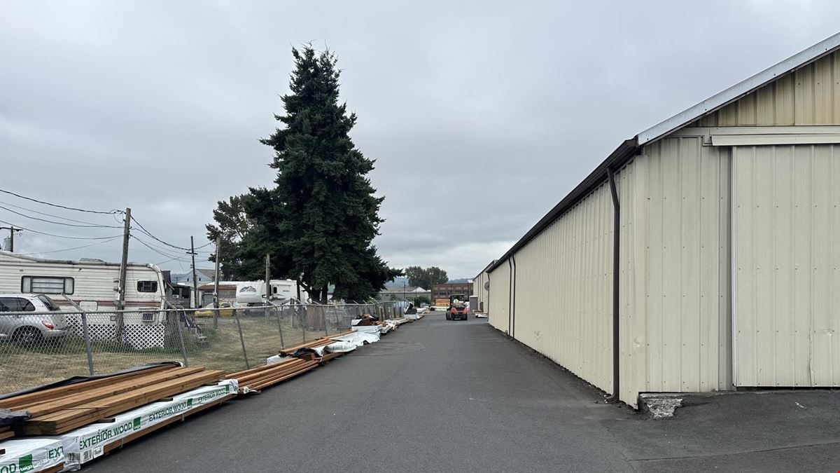 642 Commerce Ave