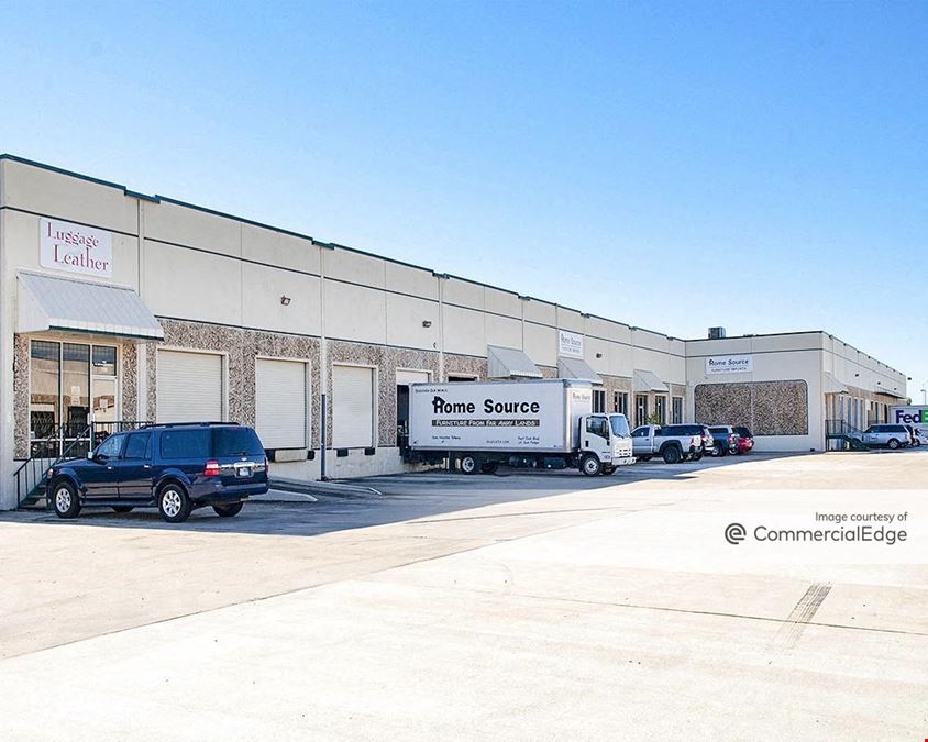 Sam Houston Pkwy Distribution Center - 1055 West Sam Houston Pkwy North