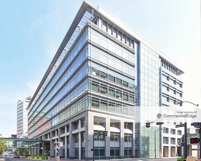 800 Walnut Street