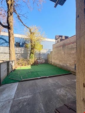 900 - 1,800 SF | 895 4th Avenue | Versatile Ground Floor Retail Spaces With Private Backyard for Lease