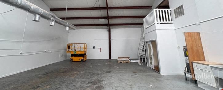 ±2,100 to ±5,090 SF Flex Space Located off William Hilton Parkway