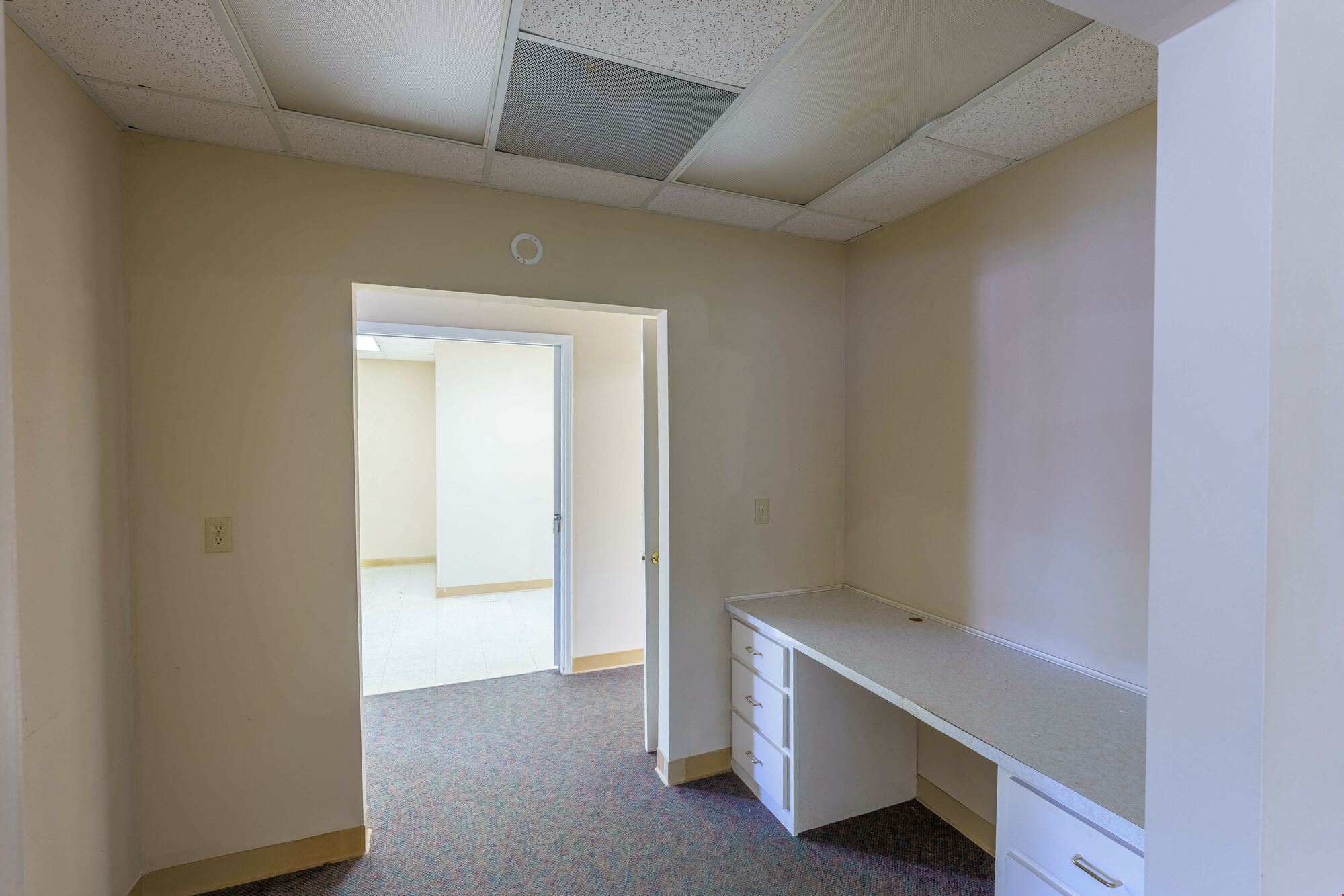 Office Building  - Azalea Drive