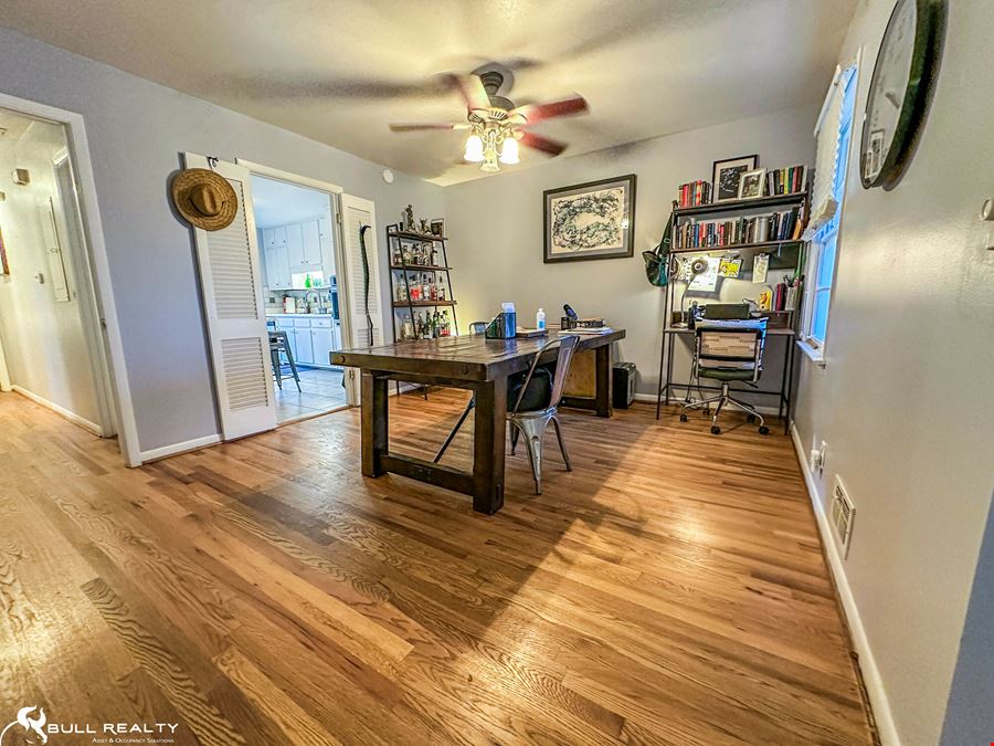 Large Triplex Near Emory University with an In-Ground Pool