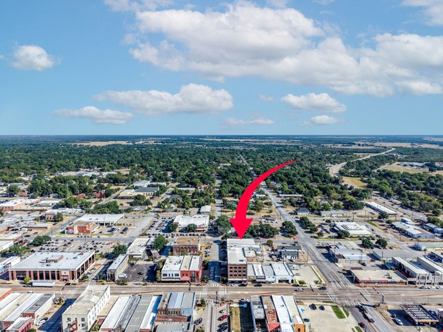 200 E Nash Terrell TX - Office/Retail for Lease